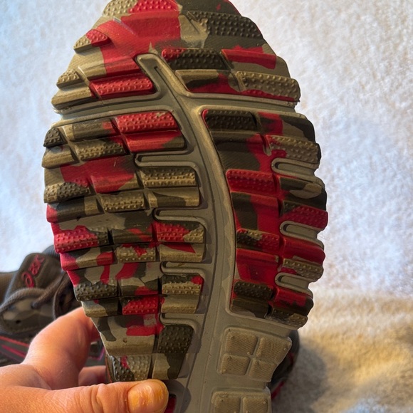 ASICS Women’s Charcoal and Crimson Athletic Shoes - Picture 16 of 16